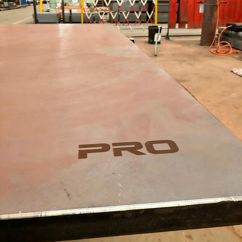 Maskinpall for mursteinfremstilling